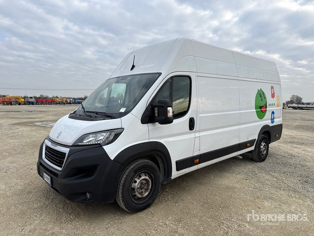 2022 Peugeot Boxer Van Truck - Camião furgão: foto 1 2022 Peugeot Boxer Van Truck - Camião furgão: foto 1
