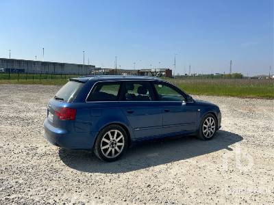 AUDI A4 AVANT 2.0 TDI Full S-line interior/ex ... - Automóvel: foto 4 AUDI A4 AVANT 2.0 TDI Full S-line interior/ex ... - Automóvel: foto 4