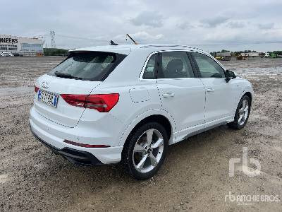 AUDI Q3 TDI S TRONIC S LINE EDITION - Automóvel: foto 3 AUDI Q3 TDI S TRONIC S LINE EDITION - Automóvel: foto 3
