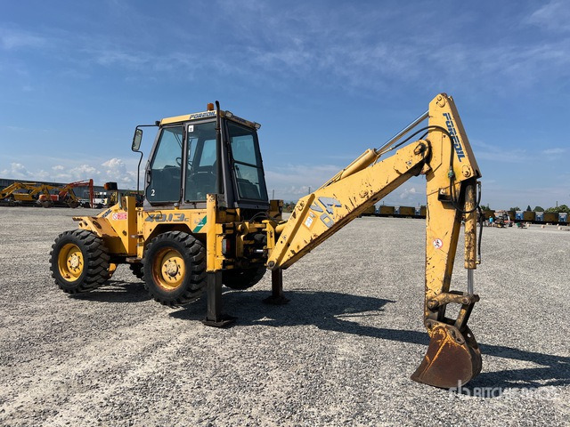 Foredil 4013C Backhoe Loader - Retroescavadeira: foto 3 Foredil 4013C Backhoe Loader - Retroescavadeira: foto 3