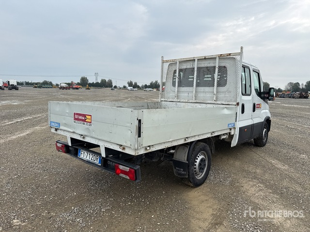 Iveco Daily 35-120 Flatbed Truck - Camião de caixa aberta/ Plataforma: foto 3 Iveco Daily 35-120 Flatbed Truck - Camião de caixa aberta/ Plataforma: foto 3