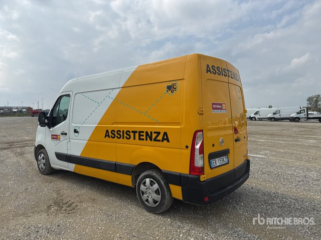 Nissan NV400 Van Truck - Furgão: foto 2 Nissan NV400 Van Truck - Furgão: foto 2