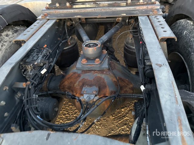 2009 DAF CF85.460 4x2 S/A Sleeper Truck Tractor - Tractor: foto 4 2009 DAF CF85.460 4x2 S/A Sleeper Truck Tractor - Tractor: foto 4