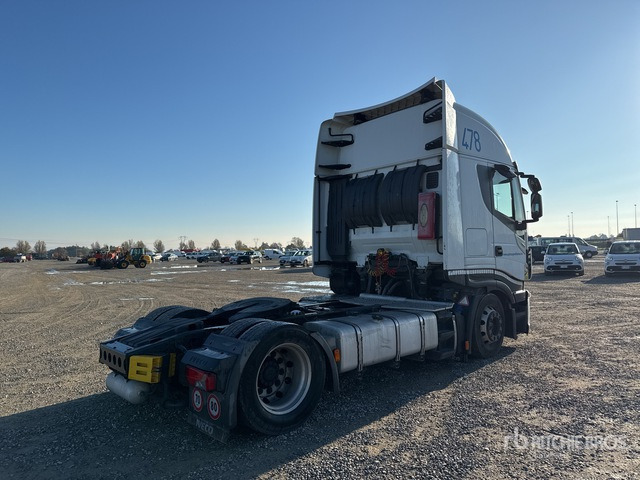 2017 Iveco Stralis 460 4x2 S/A Sleeper Truck Tractor - Tractor: foto 3 2017 Iveco Stralis 460 4x2 S/A Sleeper Truck Tractor - Tractor: foto 3