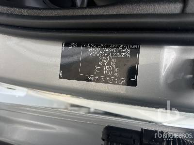 VOLVO V60 SW D3 GEARTRONIC BUSINESS 2.0 150CV - Automóvel: foto 5 VOLVO V60 SW D3 GEARTRONIC BUSINESS 2.0 150CV - Automóvel: foto 5
