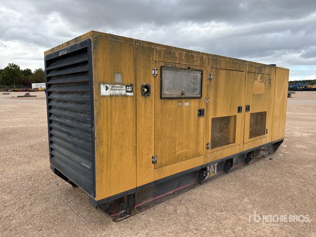 2000 Cat 400 365 kVA Containerized Stand-By ... Generator Set - Gerador elétrico: foto 1 2000 Cat 400 365 kVA Containerized Stand-By ... Generator Set - Gerador elétrico: foto 1