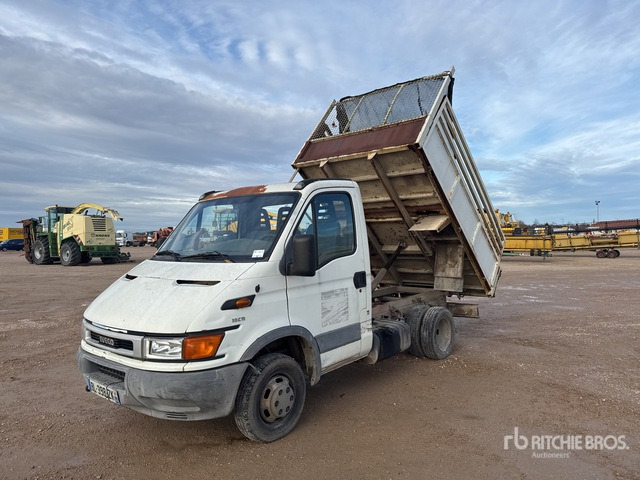 2002 Iveco Daily 35C11 4x2 Camion Benne (Inoperable) Dump Truck: Light Duty - Camião basculante: foto 2 2002 Iveco Daily 35C11 4x2 Camion Benne (Inoperable) Dump Truck: Light Duty - Camião basculante: foto 2
