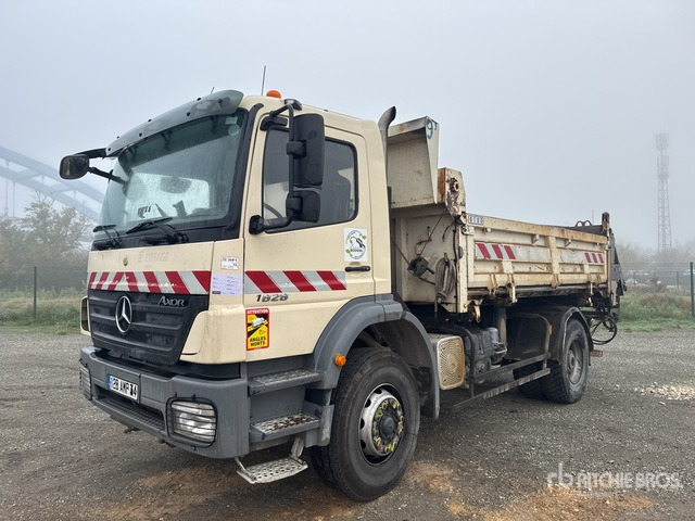 2005 Mercedes-Benz B1828 KN 4x2 Camion Benne Gravillonneur 4x2 S/A Dump Truck - Camião basculante: foto 1 2005 Mercedes-Benz B1828 KN 4x2 Camion Benne Gravillonneur 4x2 S/A Dump Truck - Camião basculante: foto 1