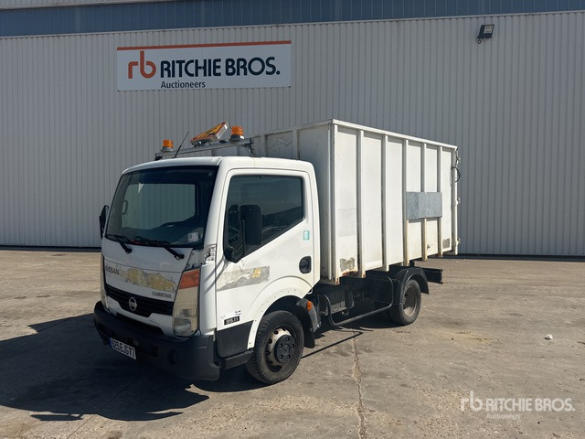 2007 Nissan Cabstar 35.11 4x2 Camion Benne Dump Truck: Light Duty - Camião basculante: foto 1 2007 Nissan Cabstar 35.11 4x2 Camion Benne Dump Truck: Light Duty - Camião basculante: foto 1