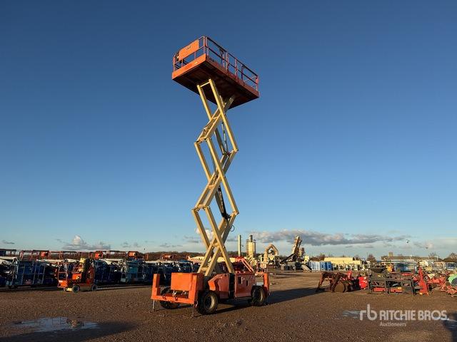 2008 JLG JLG-3394RT 4x4 Diesel Nacelle Ciseau Scissor Lift - Plataforma de Tijera/ Plataforma de tesoura: foto 2 2008 JLG JLG-3394RT 4x4 Diesel Nacelle Ciseau Scissor Lift - Plataforma de Tijera/ Plataforma de tesoura: foto 2