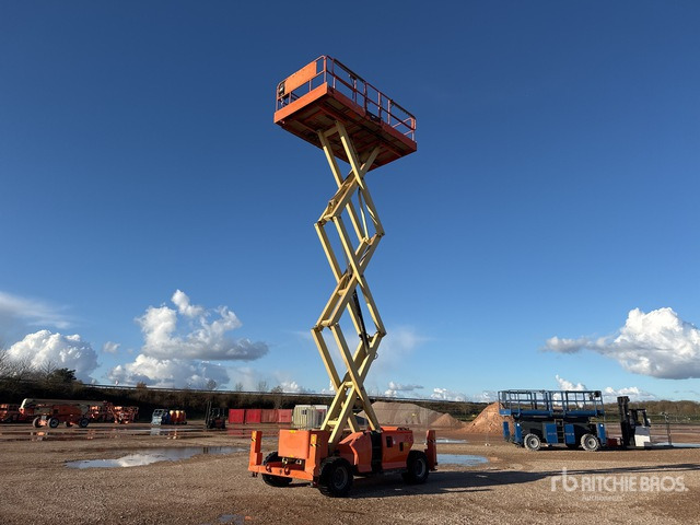 2008 JLG JLG-3394RT 4x4 Diesel Nacelle Ciseau Scissor Lift - Plataforma de Tijera/ Plataforma de tesoura: foto 2 2008 JLG JLG-3394RT 4x4 Diesel Nacelle Ciseau Scissor Lift - Plataforma de Tijera/ Plataforma de tesoura: foto 2