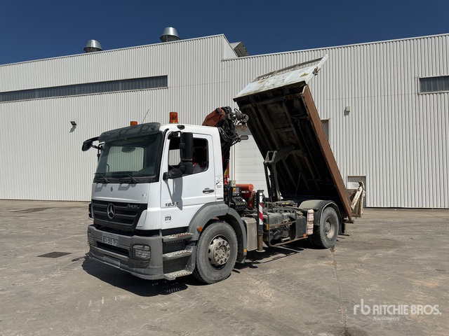 2008 Mercedes Axor 1833 2008 Palfinger PK15500 6100 kg ... Dump Truck with Crane - Camião basculante, Camião grua: foto 4 2008 Mercedes Axor 1833 2008 Palfinger PK15500 6100 kg ... Dump Truck with Crane - Camião basculante, Camião grua: foto 4