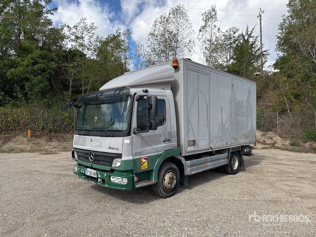 2008 Mercedes-Benz Atego 918 4x2 Camion Atelier Service Truck - Camião furgão: foto 1 2008 Mercedes-Benz Atego 918 4x2 Camion Atelier Service Truck - Camião furgão: foto 1