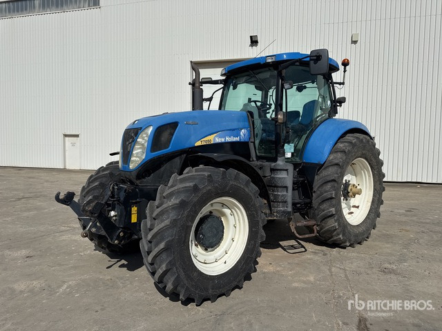 2010 New Holland T7050 AutoCommand 4x4 Tracteur Agricole 4WD Tractor - Trator: foto 1 2010 New Holland T7050 AutoCommand 4x4 Tracteur Agricole 4WD Tractor - Trator: foto 1