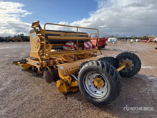 2011 Agrisem Gold 3 m Semi-Mount Dechaumeur A Dis ... Disc Harrow - Grades de discos: foto 2 2011 Agrisem Gold 3 m Semi-Mount Dechaumeur A Dis ... Disc Harrow - Grades de discos: foto 2