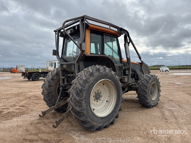 2011 Valtra T161H Tracteur Agricole (Inoperable) 4WD Tractor - Trator: foto 4 2011 Valtra T161H Tracteur Agricole (Inoperable) 4WD Tractor - Trator: foto 4