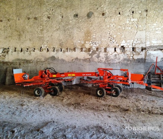 2012 Kuhn GA 6002 6 m Semi-Mount 2 Rotor Hay Rake - Triturador de martelos/ Destroçador: foto 2 2012 Kuhn GA 6002 6 m Semi-Mount 2 Rotor Hay Rake - Triturador de martelos/ Destroçador: foto 2