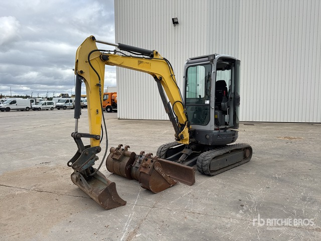 2013 New Holland E35B SR Pelle Sur Chenilles Tracked Excavator - Escavadora de rastos: foto 1 2013 New Holland E35B SR Pelle Sur Chenilles Tracked Excavator - Escavadora de rastos: foto 1