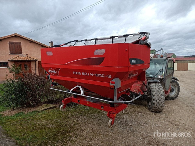 2014 Kuhn Axis 50.1 HEMC W 42 m 3-Point 4000 L Fertilizer Spreader - Triturador de martelos/ Destroçador: foto 2 2014 Kuhn Axis 50.1 HEMC W 42 m 3-Point 4000 L Fertilizer Spreader - Triturador de martelos/ Destroçador: foto 2