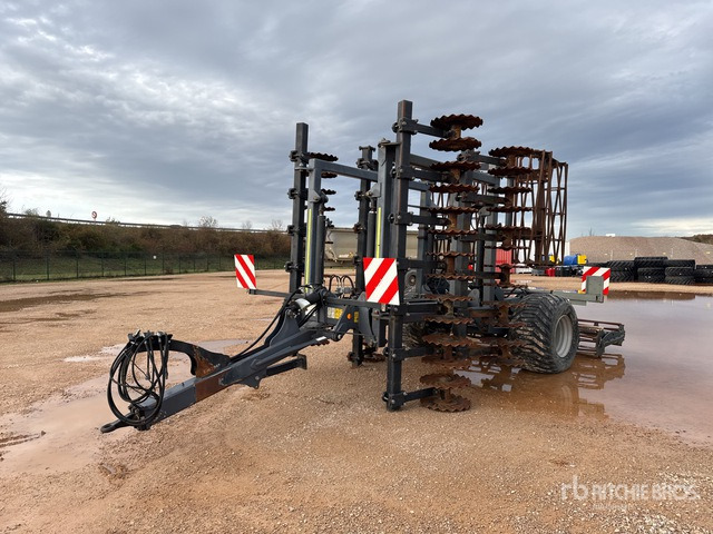 2015 Sky D03/12/DDI 6 M 6 m Semi-Mount High-Speed Decha ... Disc Harrow - Grades de discos: foto 1 2015 Sky D03/12/DDI 6 M 6 m Semi-Mount High-Speed Decha ... Disc Harrow - Grades de discos: foto 1