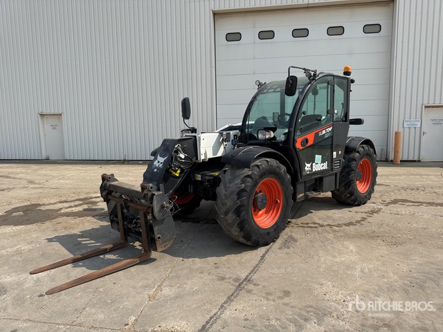 2017 Bobcat TL38.70X HF AGRI Chariot Telescopique Telehandler - Empilhador telescópico: foto 1 2017 Bobcat TL38.70X HF AGRI Chariot Telescopique Telehandler - Empilhador telescópico: foto 1