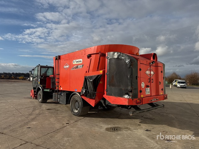 2018 Kuhn SPW Intense 2 CL 4x2 Melangeuse Distributrice Au ... Feed Mixer - Misturadora Alimentadora: foto 2 2018 Kuhn SPW Intense 2 CL 4x2 Melangeuse Distributrice Au ... Feed Mixer - Misturadora Alimentadora: foto 2