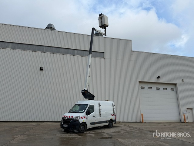 2021 Renault Master 2021 Versalift VTL135EVO 11 m o ... Bucket Truck - Caminhão com plataforma aérea: foto 2 2021 Renault Master 2021 Versalift VTL135EVO 11 m o ... Bucket Truck - Caminhão com plataforma aérea: foto 2