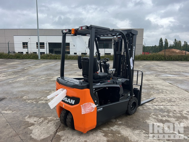 2023 Doosan B20T-7 PLUS 2000 kg Chariot Elevateur Elect ... Electric Forklift - Empilhadeira elétrica: foto 4 2023 Doosan B20T-7 PLUS 2000 kg Chariot Elevateur Elect ... Electric Forklift - Empilhadeira elétrica: foto 4