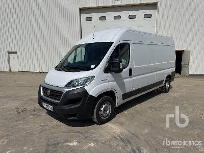 FIAT DUCATO Vehicule Utilitaire - Furgão: foto 1 FIAT DUCATO Vehicule Utilitaire - Furgão: foto 1