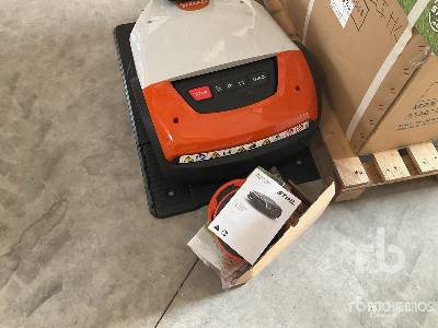STIHL Qte De Robots de Tonte Electriques - Cortador de grama: foto 3 STIHL Qte De Robots de Tonte Electriques - Cortador de grama: foto 3