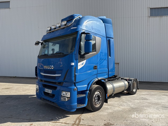 2017 Iveco Stralis 400 NP 4x2 Tracteur Routier Cabine Cou ... S/A Sleeper Truck Tractor - Tractor: foto 1 2017 Iveco Stralis 400 NP 4x2 Tracteur Routier Cabine Cou ... S/A Sleeper Truck Tractor - Tractor: foto 1