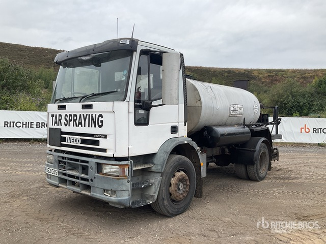 2002 Iveco Tector 4x2 Asphalt Distributor Truck - Triturador de martelos/ Destroçador: foto 1 2002 Iveco Tector 4x2 Asphalt Distributor Truck - Triturador de martelos/ Destroçador: foto 1