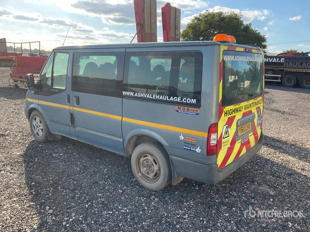 2010 Ford Transit 115 Tourneo T280 SWB Limited (Inoperable) Minivan - Furgão de passageiros: foto 4 2010 Ford Transit 115 Tourneo T280 SWB Limited (Inoperable) Minivan - Furgão de passageiros: foto 4