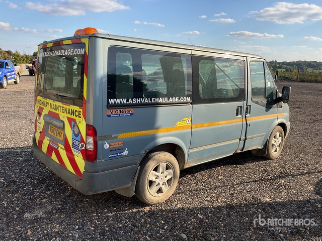 2010 Ford Transit 115 Tourneo T280 SWB Limited (Inoperable) Minivan - Furgão de passageiros: foto 3 2010 Ford Transit 115 Tourneo T280 SWB Limited (Inoperable) Minivan - Furgão de passageiros: foto 3
