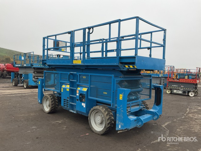 2011 Genie GS5390 4x4 Diesel Scissor Lift - Plataforma de Tijera/ Plataforma de tesoura: foto 4 2011 Genie GS5390 4x4 Diesel Scissor Lift - Plataforma de Tijera/ Plataforma de tesoura: foto 4