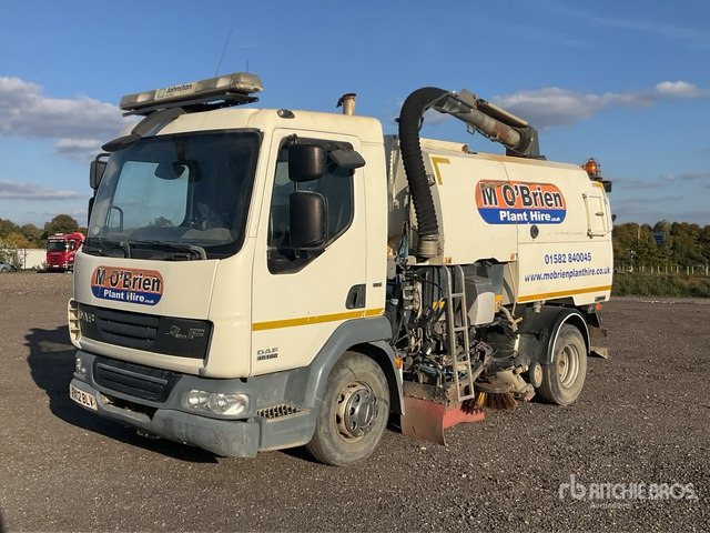 2012 DAF 45.180 2012 Johnston on Sweeper Truck - Varredora urbana: foto 1 2012 DAF 45.180 2012 Johnston on Sweeper Truck - Varredora urbana: foto 1