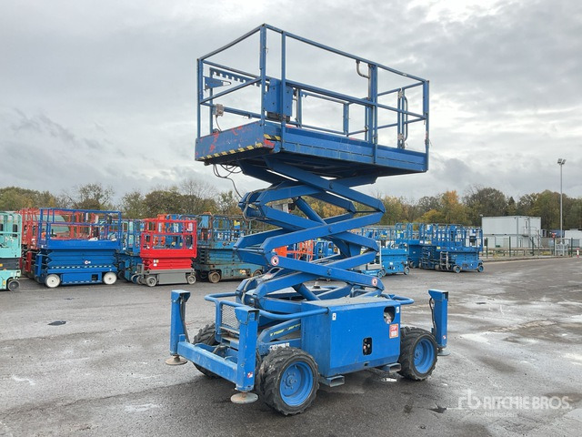 2012 Skyjack SJ6826 RT 4x4 Diesel Scissor Lift - Plataforma de Tijera/ Plataforma de tesoura: foto 1 2012 Skyjack SJ6826 RT 4x4 Diesel Scissor Lift - Plataforma de Tijera/ Plataforma de tesoura: foto 1