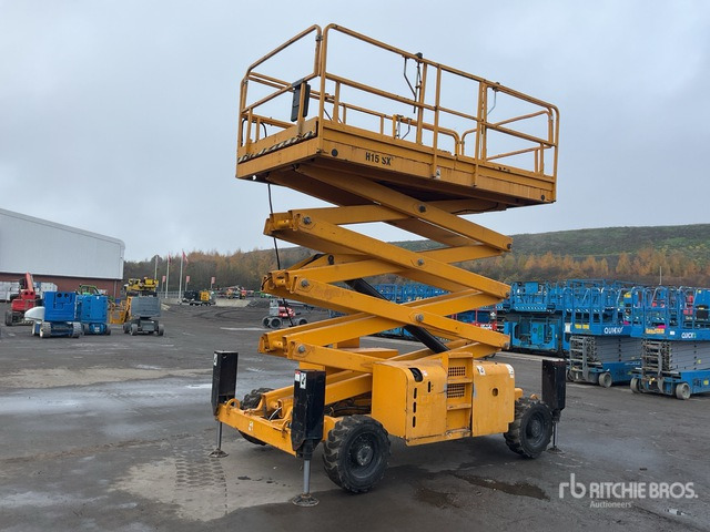 2014 Haulotte H15SDX 4x4 Diesel Scissor Lift - Plataforma de Tijera/ Plataforma de tesoura: foto 1 2014 Haulotte H15SDX 4x4 Diesel Scissor Lift - Plataforma de Tijera/ Plataforma de tesoura: foto 1