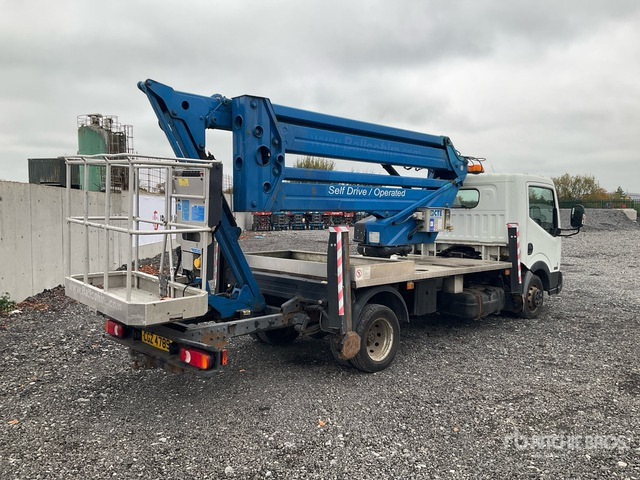 2015 Nissan Cabstar NT400 2015 CTE ZED 21.2JH on 2015 Nissan Cabstar NT400 Bucket Truck Bucket Truck - Caminhão com plataforma aérea: foto 5 2015 Nissan Cabstar NT400 2015 CTE ZED 21.2JH on 2015 Nissan Cabstar NT400 Bucket Truck Bucket Truck - Caminhão com plataforma aérea: foto 5