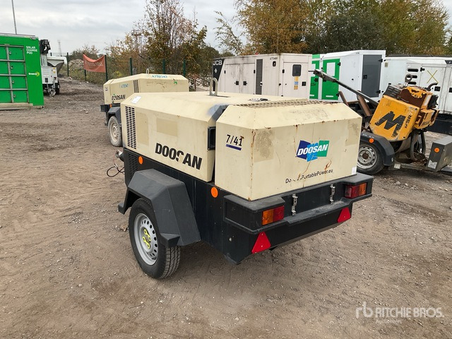 2016 Doosan 7/41 Mobile Air Compressor - Compressor de ar: foto 4 2016 Doosan 7/41 Mobile Air Compressor - Compressor de ar: foto 4