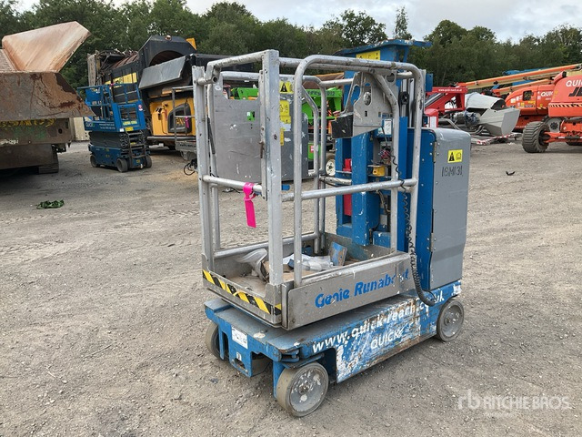 2016 Genie GR15 Vertical Mast Lift - Plataforma de mastro vertical: foto 2 2016 Genie GR15 Vertical Mast Lift - Plataforma de mastro vertical: foto 2