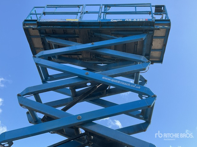 2016 Genie GS5390 4x4 Diesel Scissor Lift - Plataforma de Tijera/ Plataforma de tesoura: foto 4 2016 Genie GS5390 4x4 Diesel Scissor Lift - Plataforma de Tijera/ Plataforma de tesoura: foto 4