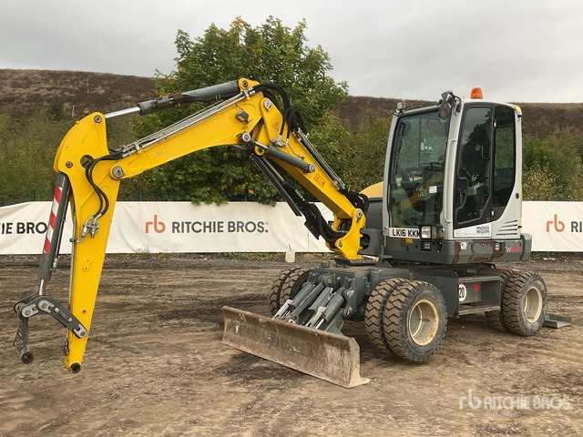 Escavadeira de rodas 2016 Wacker Neuson EW65 Wheel Excavator: foto 1