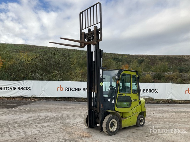 2017 Clark GTS250 2400 kg Forklift - Empilhadeira: foto 1 2017 Clark GTS250 2400 kg Forklift - Empilhadeira: foto 1