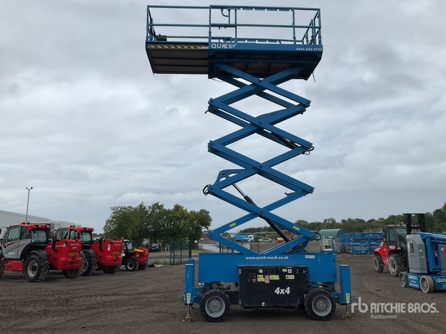 2017 Genie GS-4069 4x4 Diesel Scissor Lift - Plataforma de Tijera/ Plataforma de tesoura: foto 2 2017 Genie GS-4069 4x4 Diesel Scissor Lift - Plataforma de Tijera/ Plataforma de tesoura: foto 2