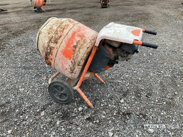 Belle Minimix 150 Portable Concrete Mixer - Betoneira: foto 4 Belle Minimix 150 Portable Concrete Mixer - Betoneira: foto 4