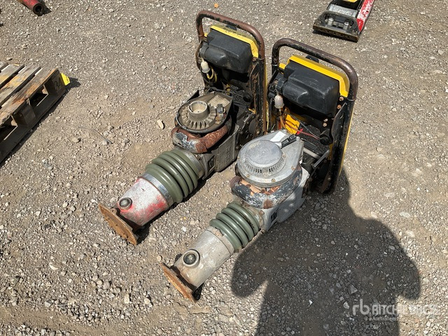 Wacker Neuson BS50-2 Jumping Jack Tamper - Compactadora de percussão: foto 3 Wacker Neuson BS50-2 Jumping Jack Tamper - Compactadora de percussão: foto 3