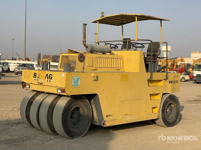 1999 Bomag BW20R 8 Wheel Pneumatic Roller - Triturador de martelos/ Destroçador: foto 1 1999 Bomag BW20R 8 Wheel Pneumatic Roller - Triturador de martelos/ Destroçador: foto 1