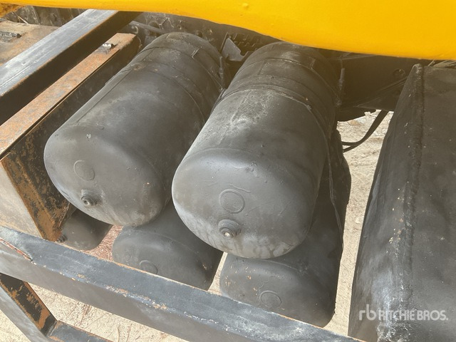 1999 Scania 380 6x4 (Inoperable) T/A Dump Truck - Camião basculante: foto 4 1999 Scania 380 6x4 (Inoperable) T/A Dump Truck - Camião basculante: foto 4