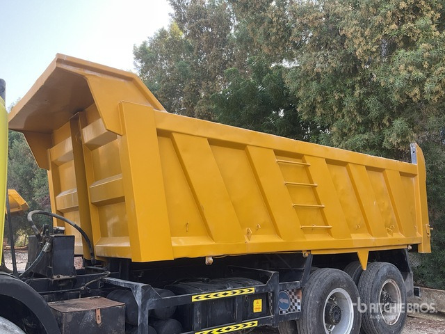 Camião basculante 1999 Scania 380 6x4 (Inoperable) T/A Dump Truck: foto 6 Camião basculante 1999 Scania 380 6x4 (Inoperable) T/A Dump Truck: foto 6